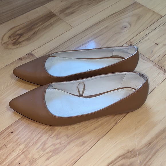 brown pointed flats - Picture 5 of 7
